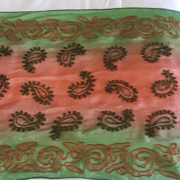 Embroidered Scarf 14"X70" Green & Salmon Ball Frin - Picture 7 of 8